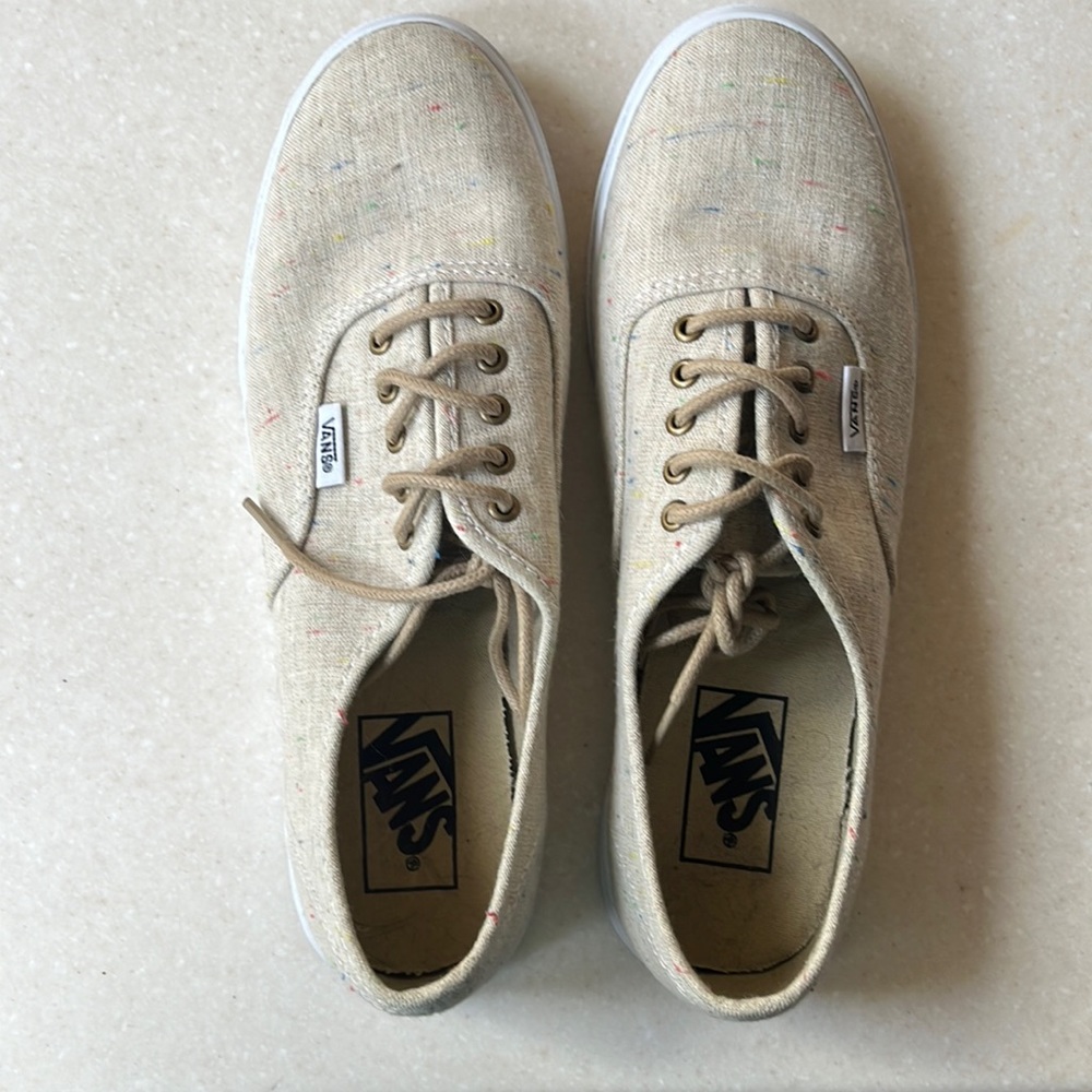 Womens Van’s lace up shoes, Size 8